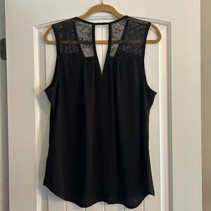 Banana Republic Women's Sleeveless Black and lace blouse size XL